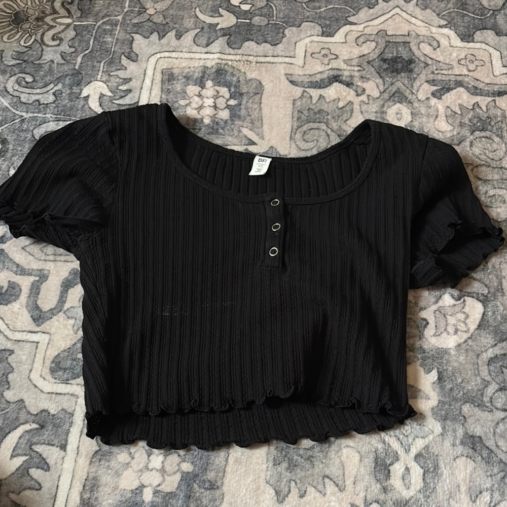 Black Ribbed Crop Top